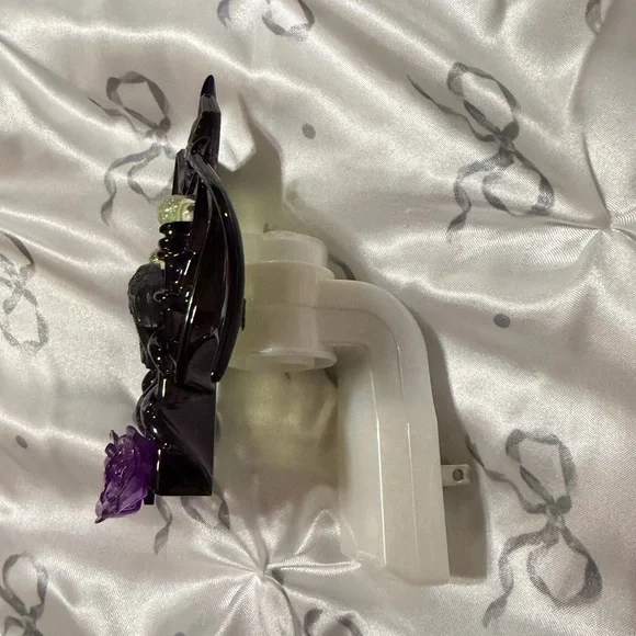Bath & Body Works Disney Villains wallflower Maleficent light up plug in - Picture 5 of 7